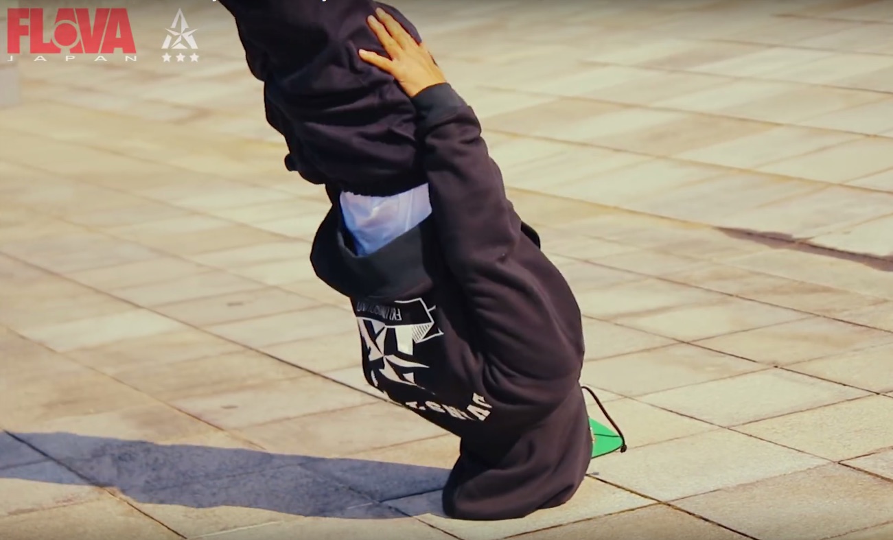 67_old_bboy_amano_headstand